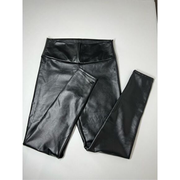 Faux Leather Black Shiny Leggings Size M - Picture 5 of 10